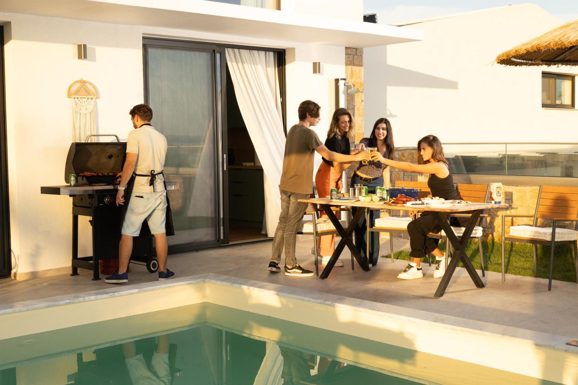 נאה פוטידאה Flamingo View Suites & Villas מראה חיצוני תמונה