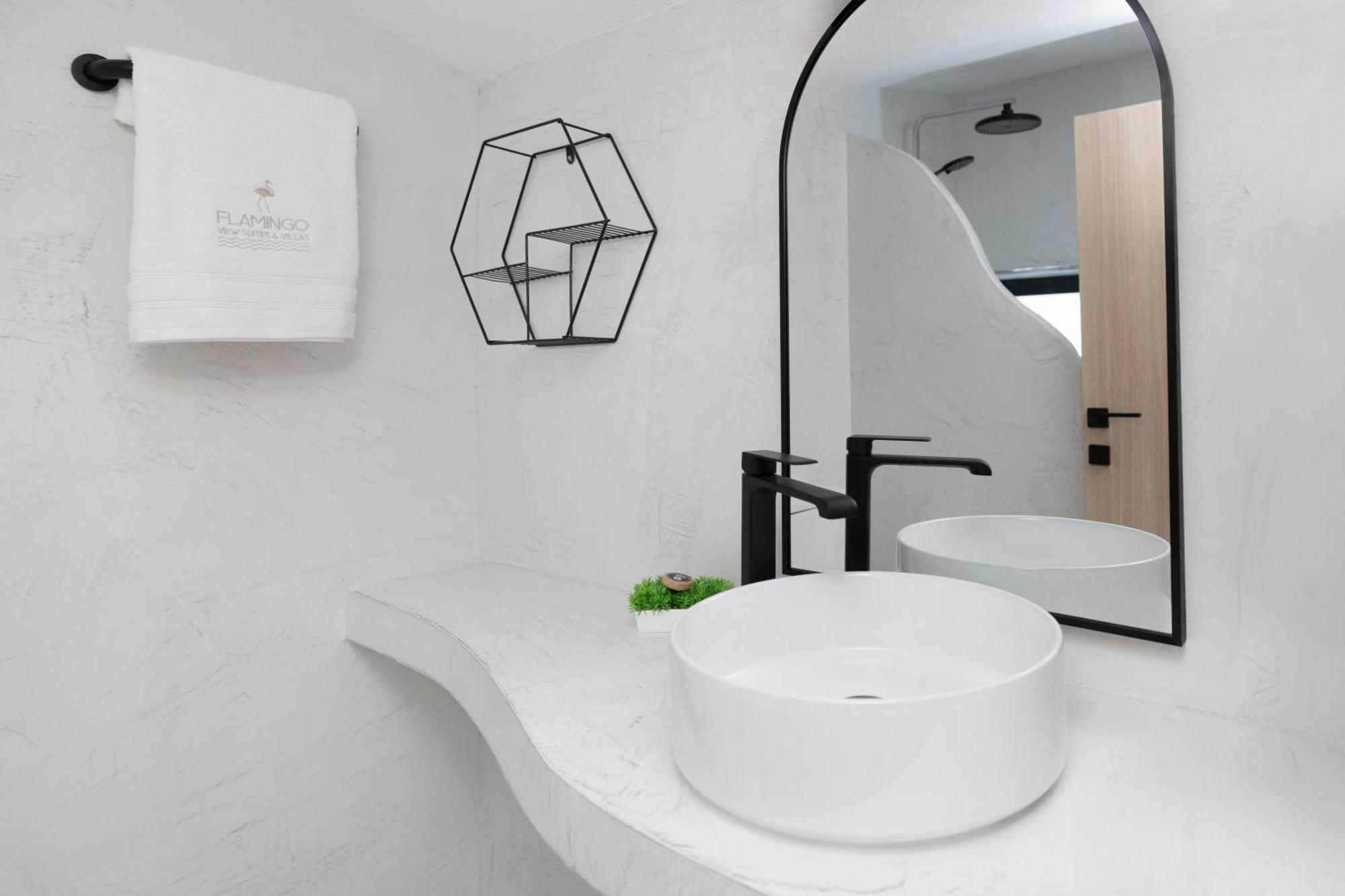 נאה פוטידאה Flamingo View Suites & Villas מראה חיצוני תמונה