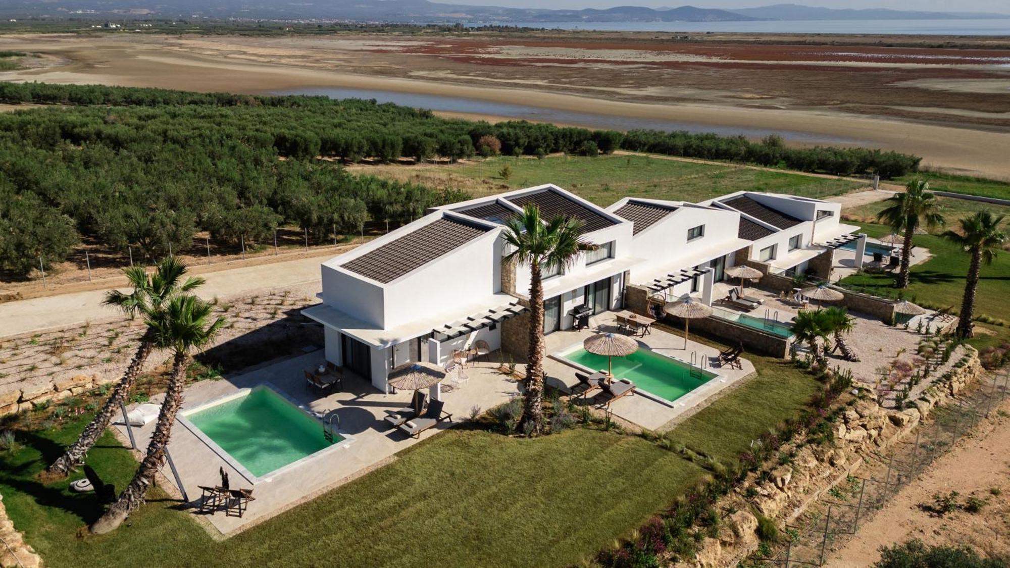 נאה פוטידאה Flamingo View Suites & Villas מראה חיצוני תמונה